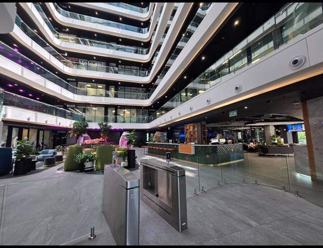 BUSINESS PROPERTY TO RENT IN MENLYN